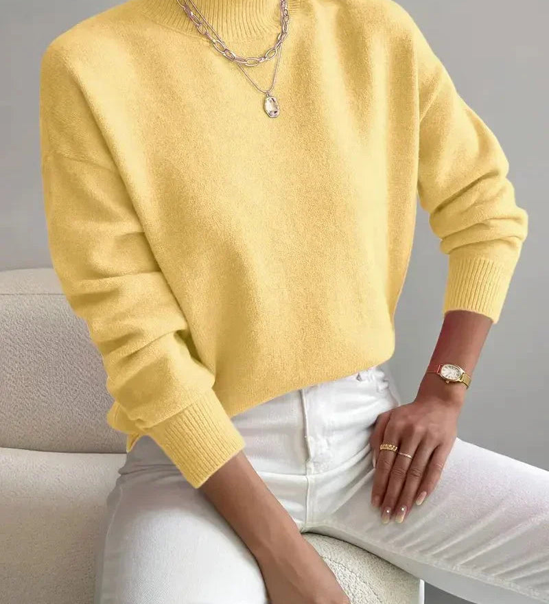 Karla - Minimalistisk Off-White Sweater